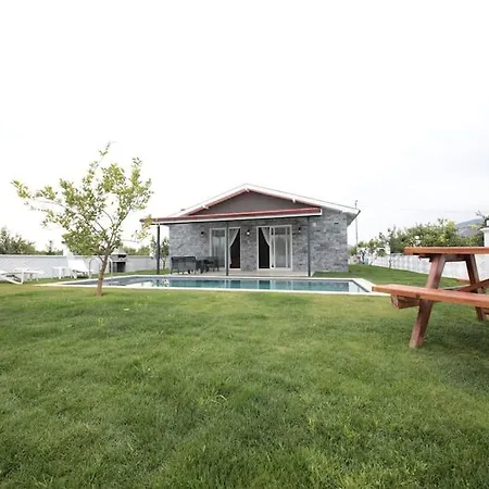 Villa Secret *